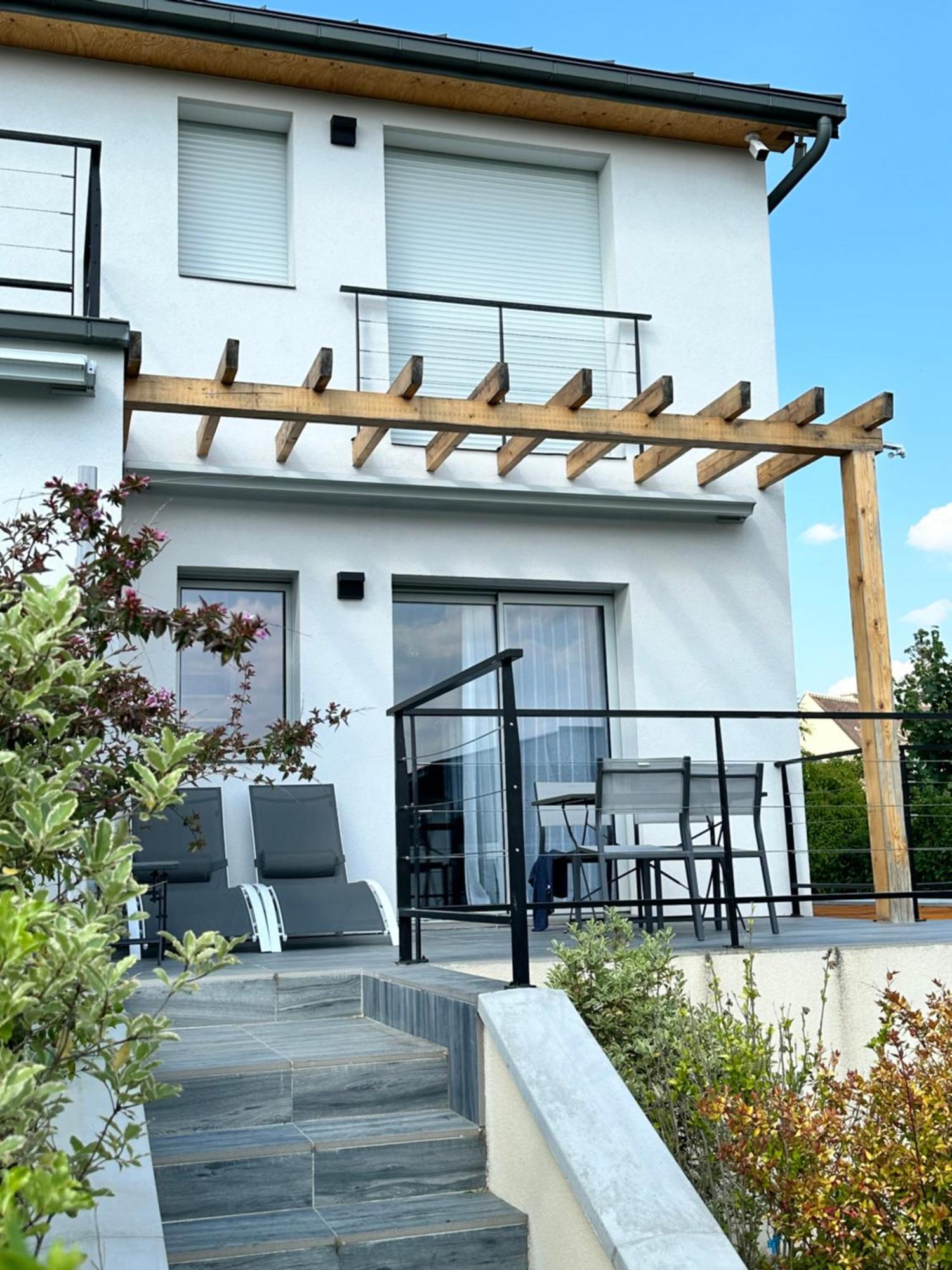 La Villa Perchee Calme, Sauna, Parking Prive Saint-Prix Kültér fotó