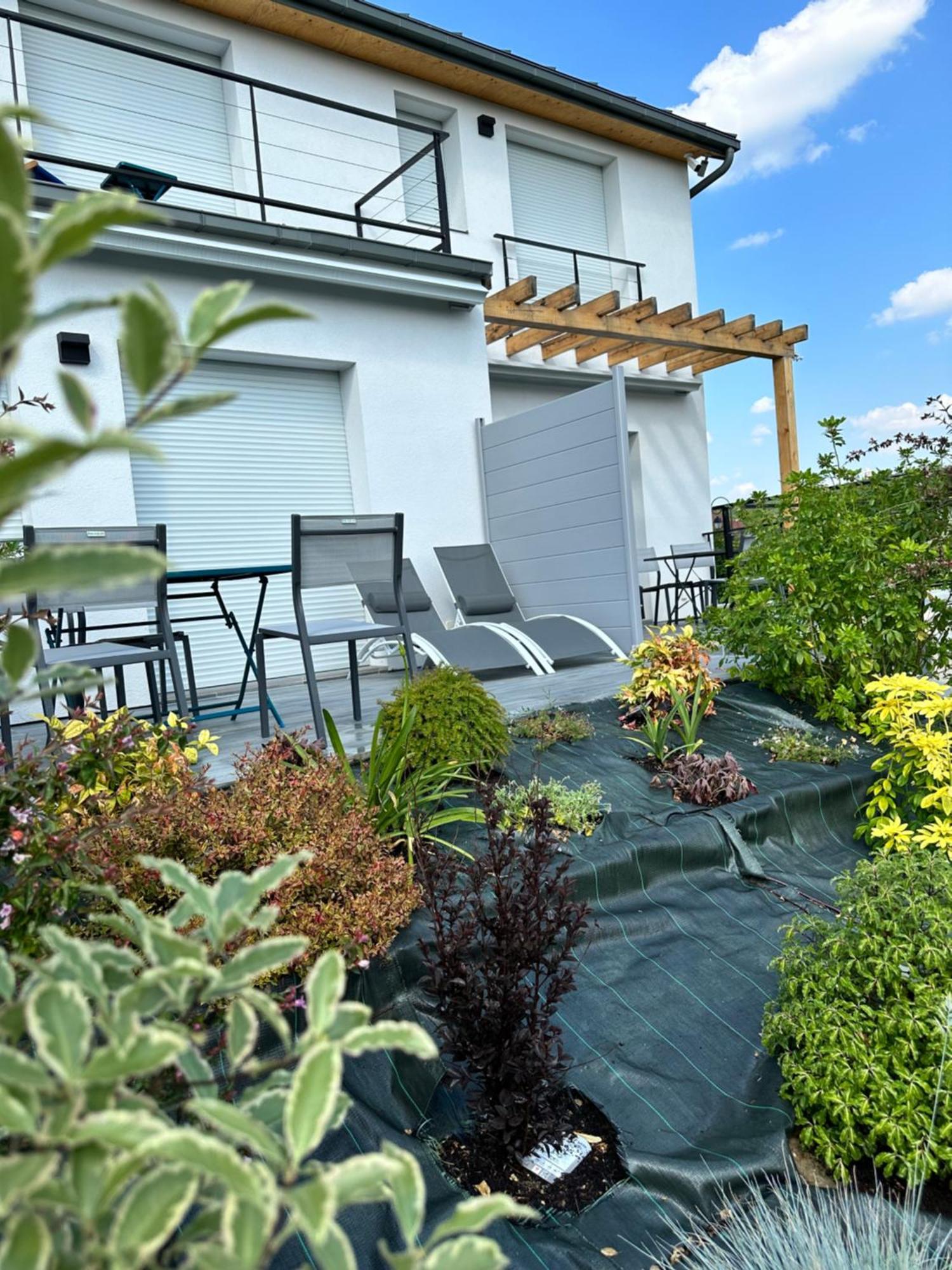 La Villa Perchee Calme, Sauna, Parking Prive Saint-Prix Kültér fotó