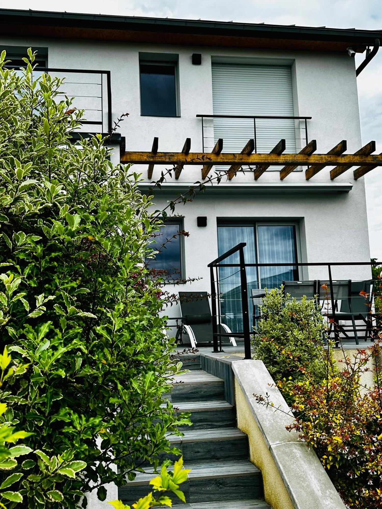 La Villa Perchee Calme, Sauna, Parking Prive Saint-Prix Kültér fotó